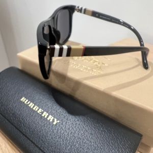 Burberry sunglasses